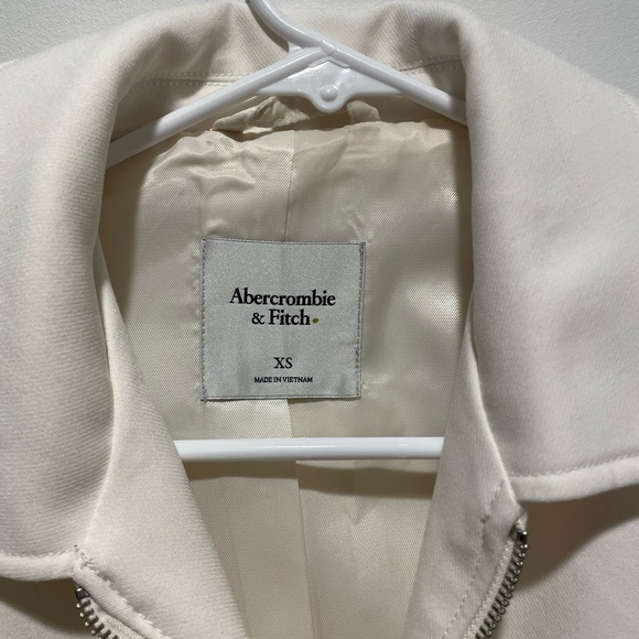 Abercrombie & Fitch Women's Elevated Suiting Jacket Cream Size XS - Picture 3 of 4